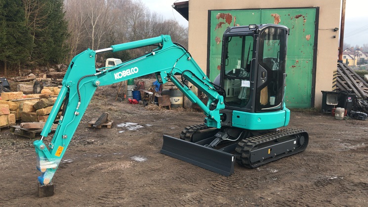 Kobelco SK 35